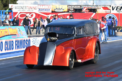 Bill Becker C/G - '33 Willys